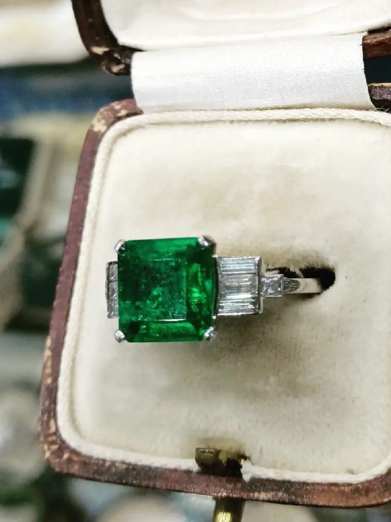 Buy Beautiful Princess Cut Green Sapphire Ring Antique Emerald Engagement  Ring Vintage Emerald Ring Solitaire Art Deco Ring Created Emerald Ring  SJ10736 Free Shipping- Shopneez Jewelry