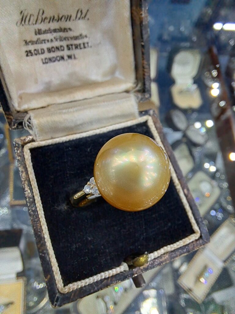 1940's Antique Style 18K Yellow Gold Intricate Pearl Ring- $3K Apprais